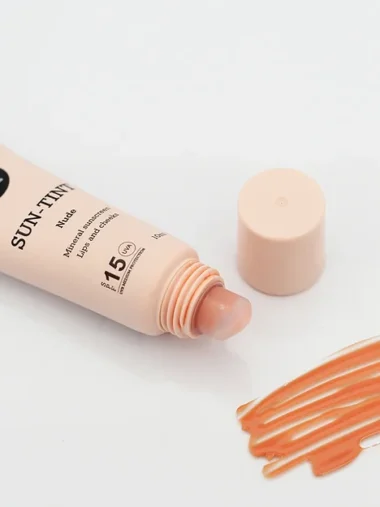 SUN-TINT | Nude | SPF15 - Image 2
