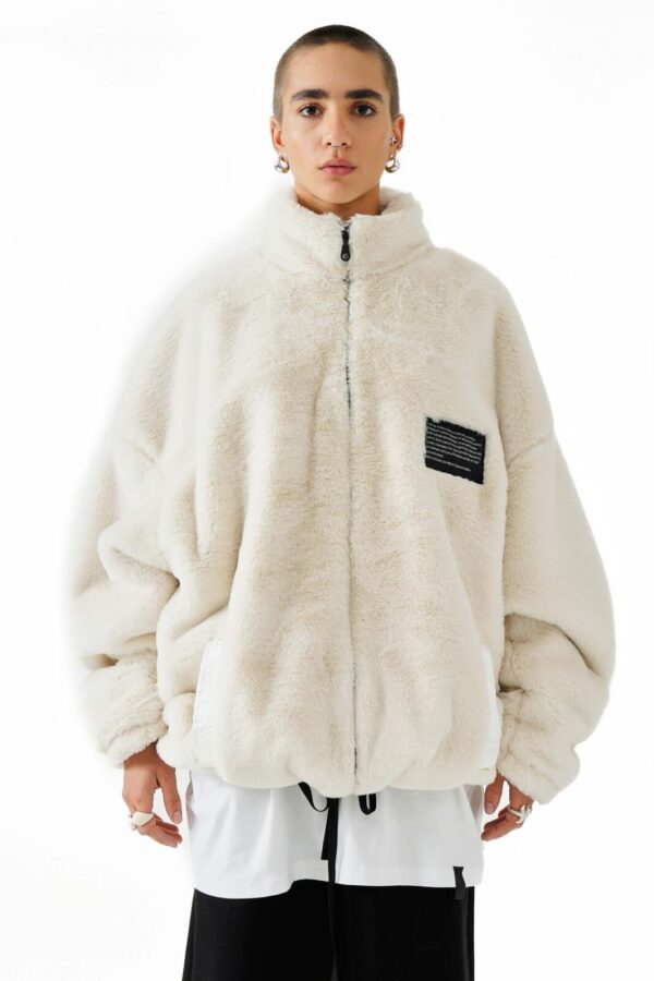 Unisex oversized eco fur jacket (off white)