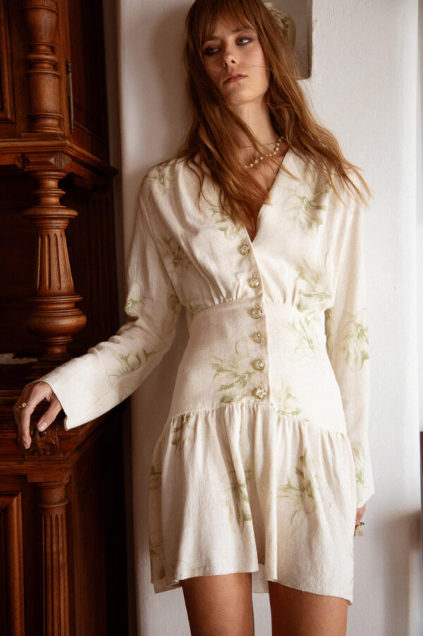 ELVEN TOPDRESS